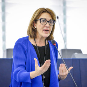 Ciudadanos reclama medidas a la Comisión Europea que aborde las lagunas en la normativa europea que permiten imponer precios abusivos a los medicamentos